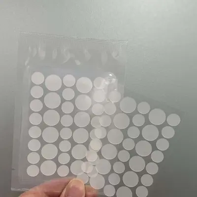 Üreticinin hazır hidrokolloid şeffaf esansiyel yağ sivilce yaması görünmez kapatıcı makyaj yaması pus emici sivilce yaması su geçirmez ve nefes alabilir - 4