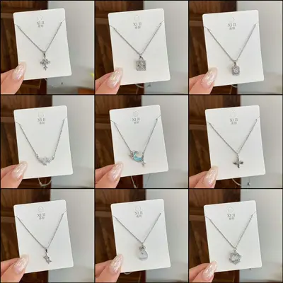 Stern- und Blüten-Quadrat Diamant Halsketten-Set