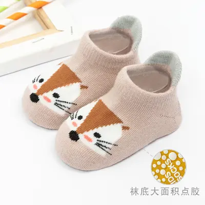 3D-Cartoon-Babysocken mit Silikonpunkten, Niedrigschnitt - 8