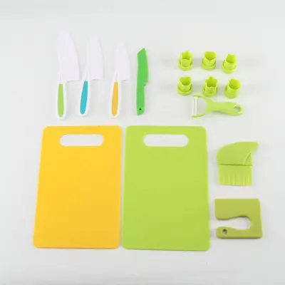 Children's knife set, plastic, safe fruit knife