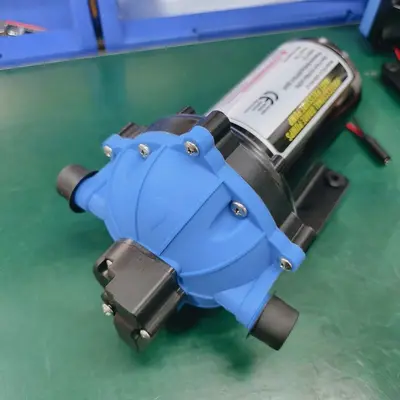 Miniatur-Gleichstrom-Hochdruckmembranpumpe 24V Sprüher Autowäsche Bewässerung Autowaschpumpe 12V selbstansaugende Druckerhöhungswasserpumpe