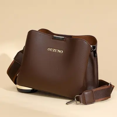 Große Damenachseltasche aus weichem Leder - 3