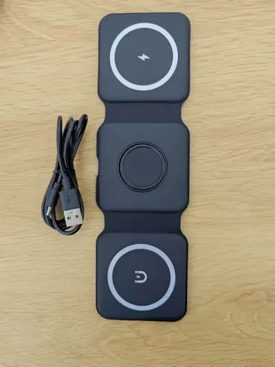 Sınır ötesi üçü bir arada kablosuz şarj cihazı masaüstü katlanır manyetik kablosuz şarj cihazı, Apple cep telefonu kulaklıkları ve saatleri için uygundur - 9