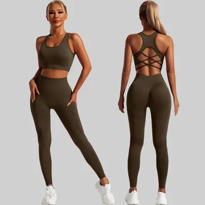 Seamless Open-Back Yoga Set with Sports Bra and High-Waist Leggings - 5
