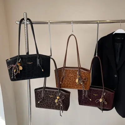 Leopar Desenli Büyük Hacimli Tote Çanta, Kadın Koltuk Altı Omuz Çantası - 2