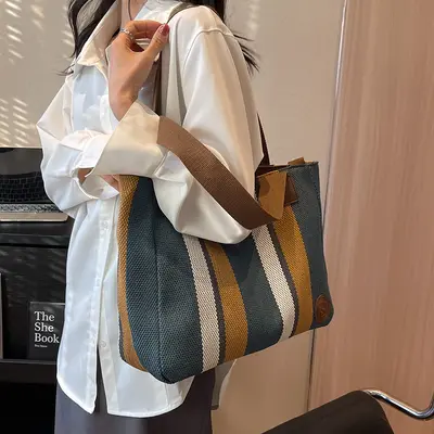 Large Capacity Canvas Bag Korean Style Casual Women's Fashion Single Shoulder Bag Vertical Striped Niche Versatile Commuter Women's Tote Bag