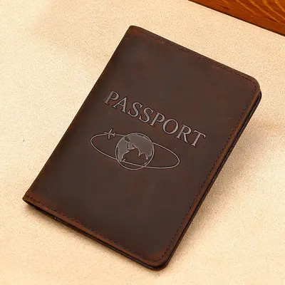 Qingyu RFID Reisepass-Schutzhülle Verrücktes Pferd Leder