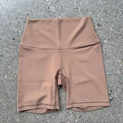 Damen-Yoga-Caprishorts, hoher Bund, bauchformend - 12