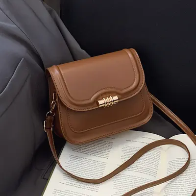 Kadın Küçük Kare Omuz Çantası Bahar Modeli Askılı Çapraz Çanta - 9