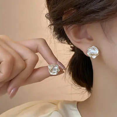 银针花朵爱心流苏耳环简约时尚百搭耳扣小清新轻奢高级感耳饰批发