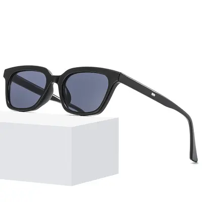 Kleine eckige Sonnenbrille mit UV-Schutz - 3