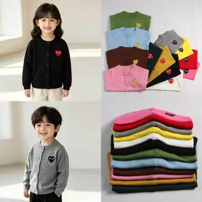 Kinder-Herzstrickjacke Dünner Pullover für Jungen und Mädchen