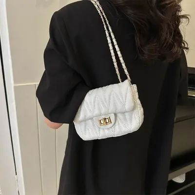 Women's Small Square Bag with Chain Clasp, Diamond-Quilted Stitching - 4