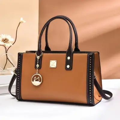 Large Capacity Women's Crossbody Shoulder Bag for Daily and Commuting - 4
