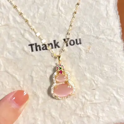 Gourd Pendant Necklace for Women, Lightweight Collarbone Chain