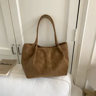 2026 Large Capacity Women's Frosted Matte Tote Bag, Retro Underarm Design - 4
