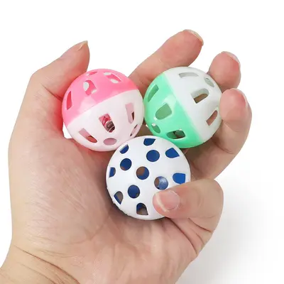 Dog Toy Ball Pipitao Foreign Trade Cat Colorful Plastic Two-Color Ball 3.8cm Bell Ball Pet Toy Wholesale