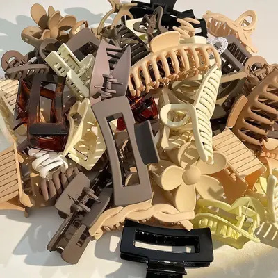 New Hot-Selling Hair Clips Hair Clamps Wholesale Stall Display Large Hair Claw Clips Bun Hair Accessories Wholesale Hair Ornaments
