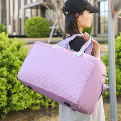 Dry-Wet Separation Travel Bag, Large Capacity, Lightweight Outdoor Sports Bag