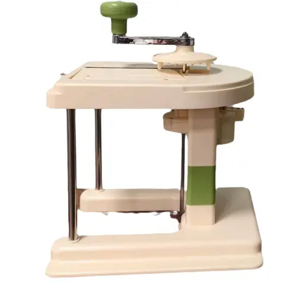 Japanese-style cabbage shredder and slicer hand-crank - 6