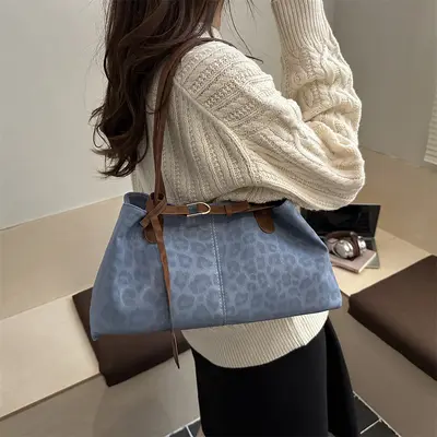Retro Large Capacity Women's Tote Bag, Autumn Winter 2025 - 4