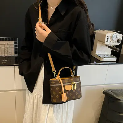 Women's Retro Box Chain Small Square Shoulder Bag, 2025 Style - 7