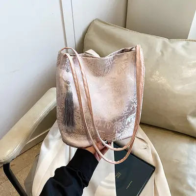 Damen-Achseltasche mit Stickerei, Eimer-Crossbody-Tasche - 1