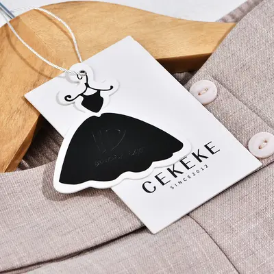 Kleidungs-Hangtag mit individuellem Logo, hochwertige Damenbekleidung