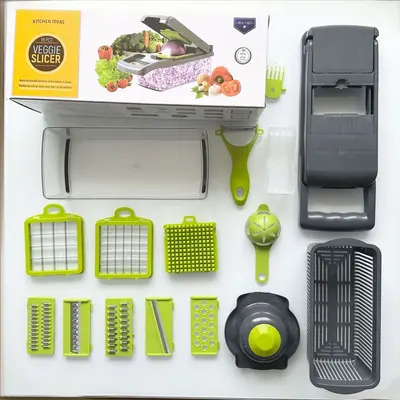 Multifunctional vegetable chopper and shredder - 10