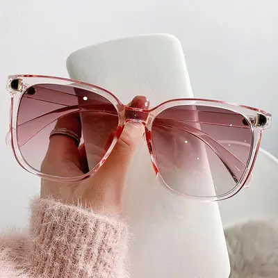 2026 Retro-Sonnenbrille mit D-Rahmen, Nietendetails und Verlaufsglas - 8