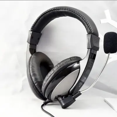 USB wired gaming headset with microphone