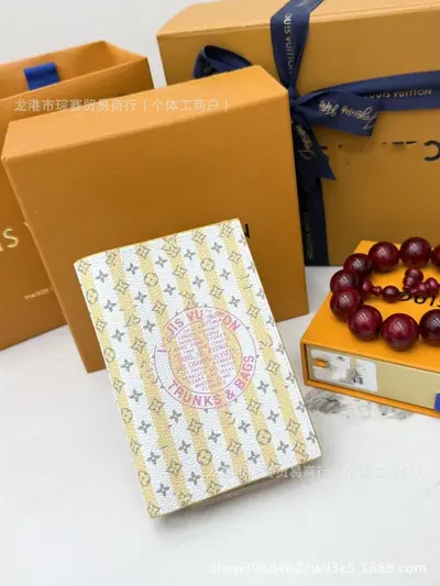 护照本M64502徽章新品花彩零钱包卡包小众ins多卡位卡包跨境热卖