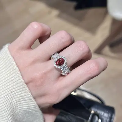S925 Sterling Silver Moissanite Ring 1.5 Carat Oval 6x8 mm Red Stone