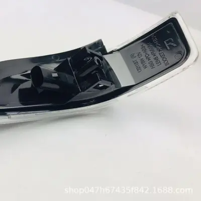 Passende Rückfahrspiegelleuchte 81740-52050 für Toyota Corolla Camry Yaris Prius
