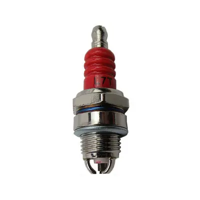 L7T three-pole spark plug two-stroke lawn mower hedge trimmer brush cutter 52 chainsaw spark plug three-claw ignition