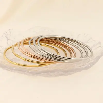 Foreign trade European and American personalized stainless steel 304 round wire 3mm flat ring multi-color welding-free seamless single-piece stacked bracelet
