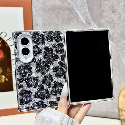 Samsung Galaxy Z Fold8/7/6 ve Z Flip8/7/6/5 için leopar desenli katlanabilir kılıf