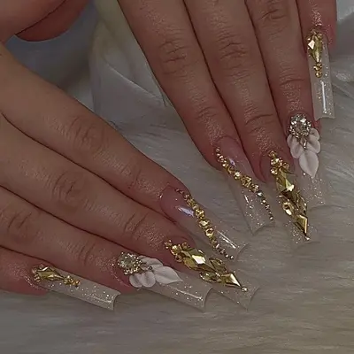 2026 INS Super Hot Wearable Nail Tips Cross-Border Luxurious Version Sunlight Glittering Long Press-On Nails Wholesale Ready-Made Rhinestone