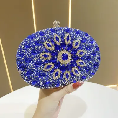 Strass-Sonnenblumen-Abendtasche, vollständig mit Strass besetzt - 11