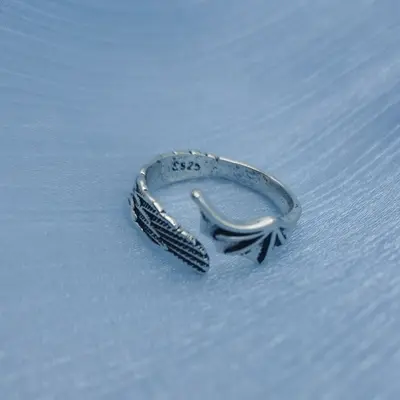 Personalized Angel Wings Feather Retro Ring, Simple Luxury Design - 9