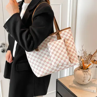 Women's Minimalist Tote Bag, Winter Trend Design, Single Shoulder - 5