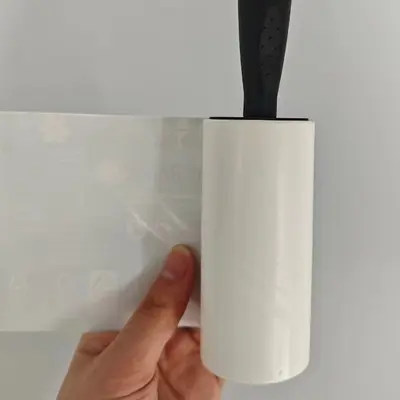 Portable tear-off lint roller - 7