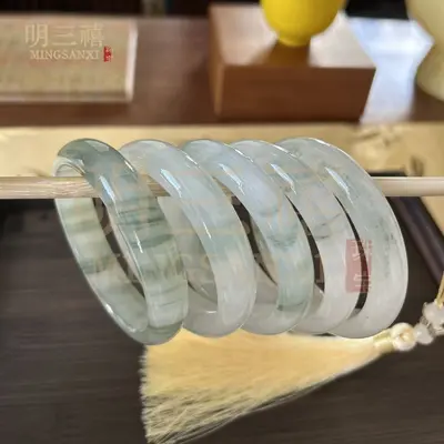 Sincan Tianshan yeşim bileklik, yeşil, A sınıfı, buz tipi