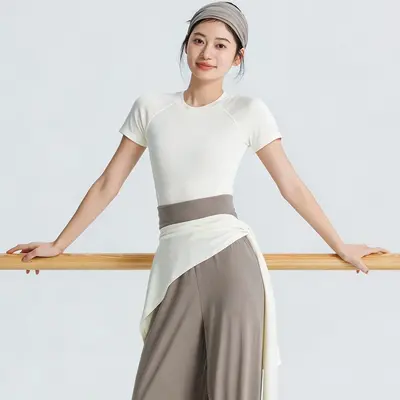 2026春夏新品瑜伽服女圆领短款T恤修身健身运动普拉提短袖上衣