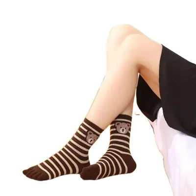 Women's Cotton Mid-Calf Five-Toe Socks, Sweat-Absorbent Sports Socks