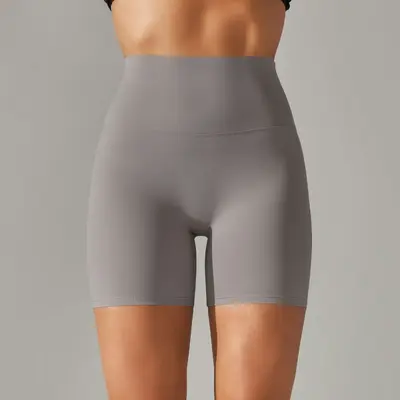 Kadın çift yüzlü düz renk yoga şortu, yüksek bel, üç çeyrek boy - 10