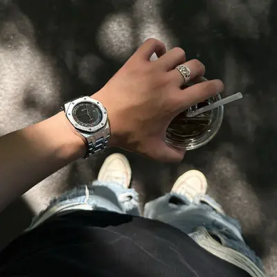 Men's quartz watch waterproof roman numerals steel strap - 4
