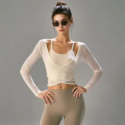 专业瑜伽服女套装长袖收腰显瘦运动健身两件套高级感普拉提带胸垫 - 3