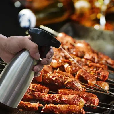 Spot 304 gıda sınıfı paslanmaz çelik yağ sprey şişesi sprey yağ şişesi barbekü malzemeleri LOGO ile özelleştirilebilir