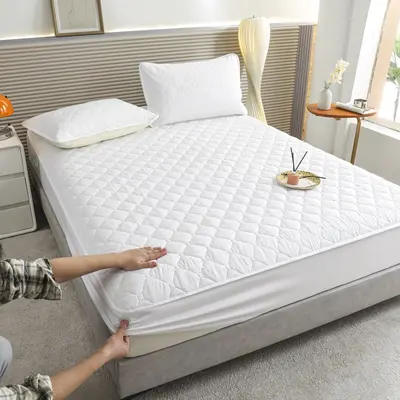 Waterproof cross-border trade urinal barrier quilted fully enclosed non-slip mattress protector Simmons bed cover wholesale